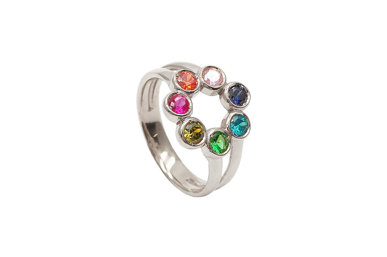 Joia: anel;Material: prata 925;Pedras: Hidrotermais;Color: branco;Tamanho: 16 (ver Guia Tamanhos);Género: mulher