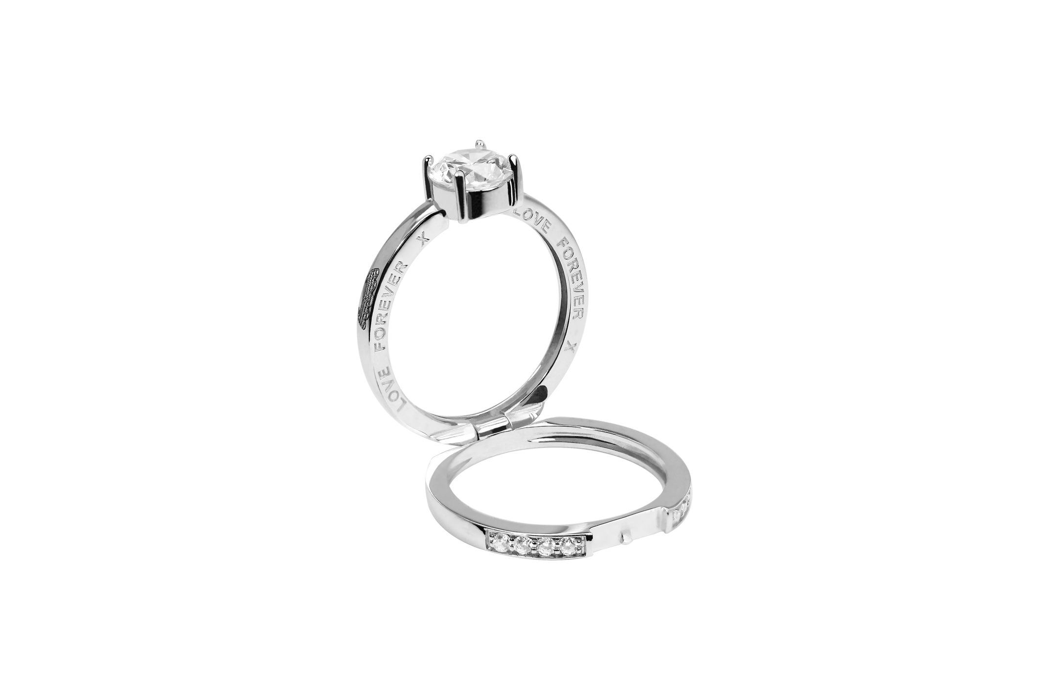 Joia: anel;Material: prata 925;Peso: 5.70 gr;Pedras: zircónias;Cor: branco;Medida: 14;Género: mulher